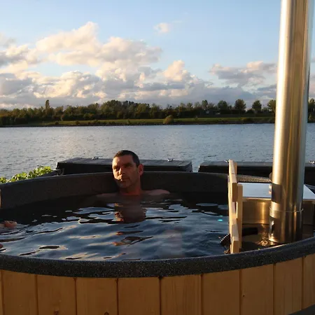 Ophoven Bed & Breakfast Kinrooi